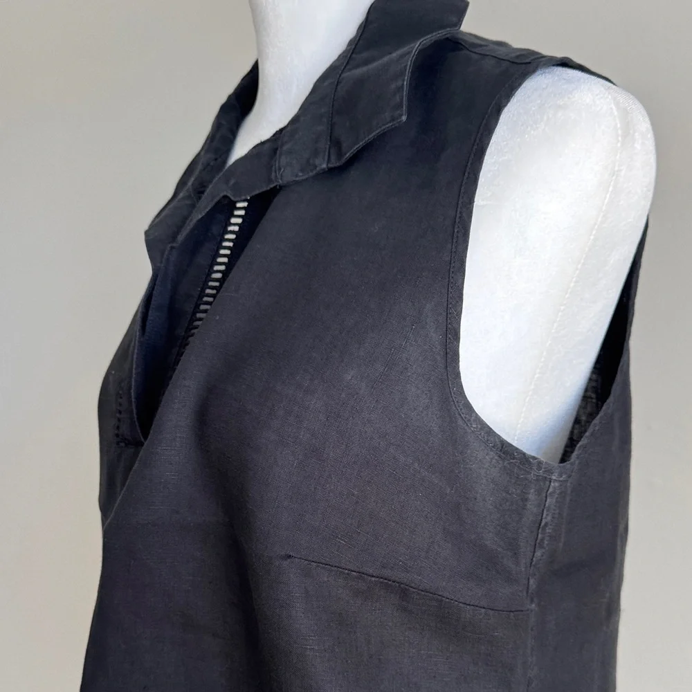 Chicos no iron linen Sleeveless Black Collared Top - Picture 3 of 10